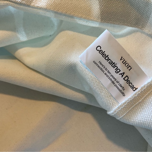 Vuori White cotton Fabric rare tote - Picture 4 of 7